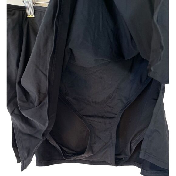 NWT Coco Reef | Black Paragon Swim Skirt Classic Solids Plis Size 2XL - Picture 5 of 8